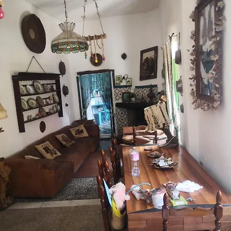 Isabel's House * San Gregorio